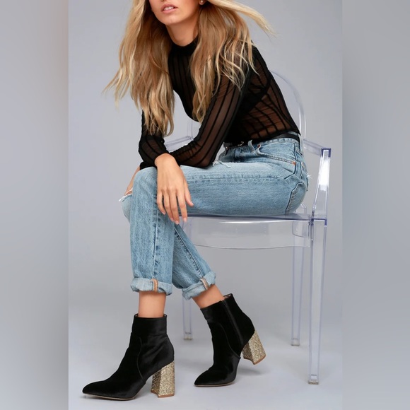 Womens Betsey Johnson Kacey Black Velvet Glitter Block Heel Booties Size 7!! - Picture 8 of 8